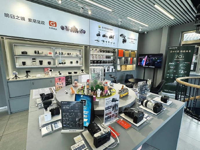 買數碼產品你會先去實體店體驗嗎